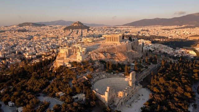 acropolis opening hours